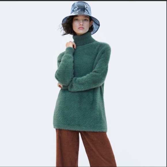 ZARA Faux fur high neck sweater - Picture 1 of 11
